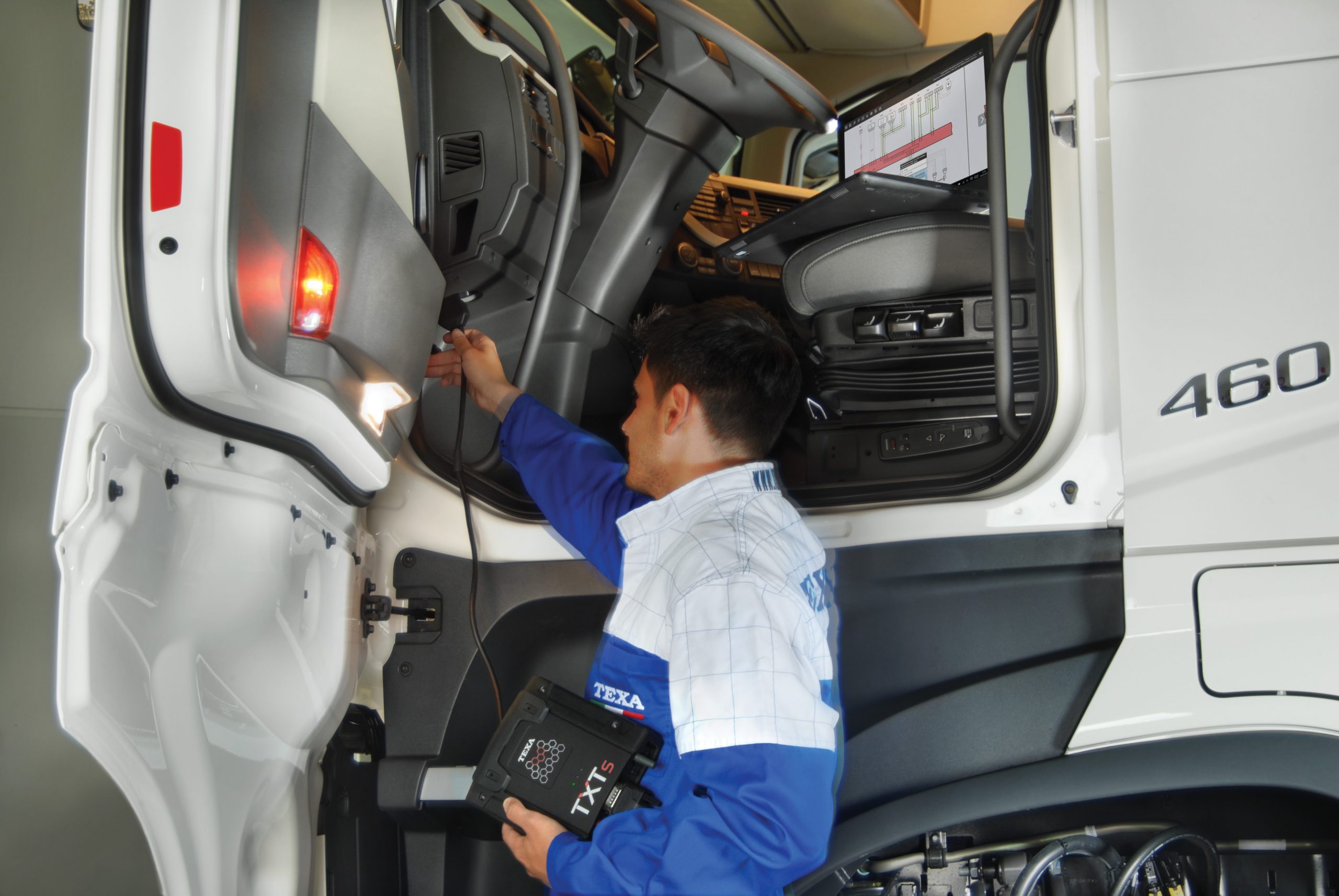 Escaner multimarca automotriz navigator TXTs